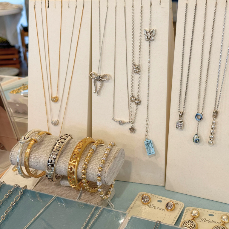 BRIGHTON JEWELRY IN SHORELINE BOUTIQUE