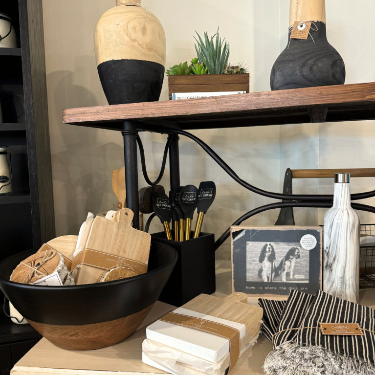 HOME DECOR AT SHORELINE BOUTIQUE IN BLUE HARBOR RESORT