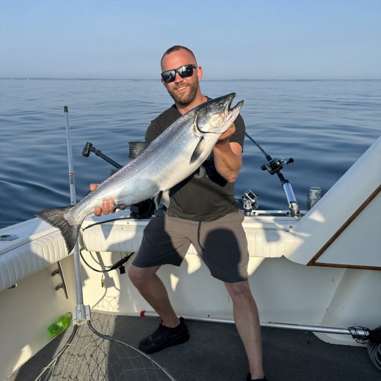 HIGH ROLLER SPORT FISHING CHARTER ON LAKE MICHIGAN