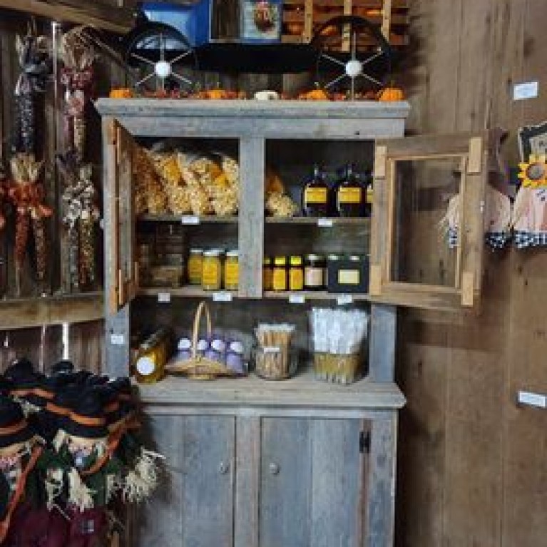 SPIEKERS SHELF OF PRODUCTS
