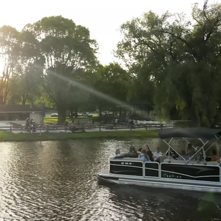 VISIT DER SHEBOYGAN BIERGARTEN BY BOAT WITH SHEBOYGAN WATERSPORTS