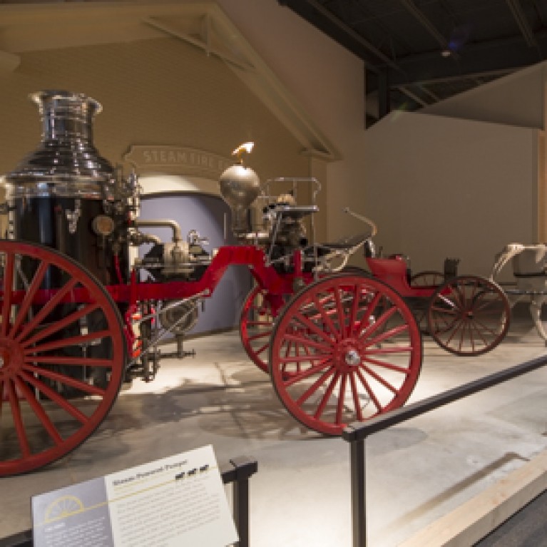 WADE HOUSE CARRIAGE DISPLAY