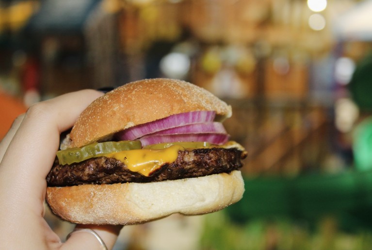 ROCKY BOTTOM SNACK BAR BURGER