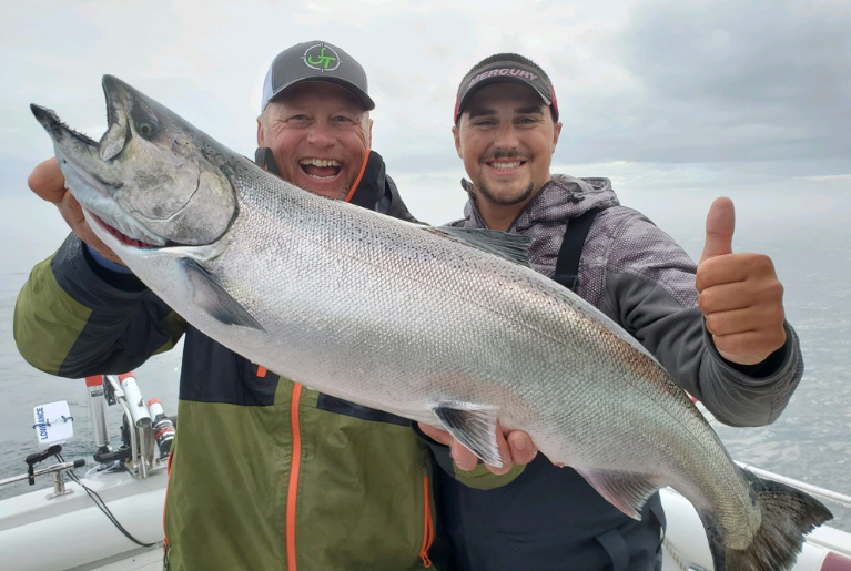 SPORTFISHING CHARTERS IN SHEBOYGAN NEAR BLUE HARBOR RESORT WEB GRAPHIC