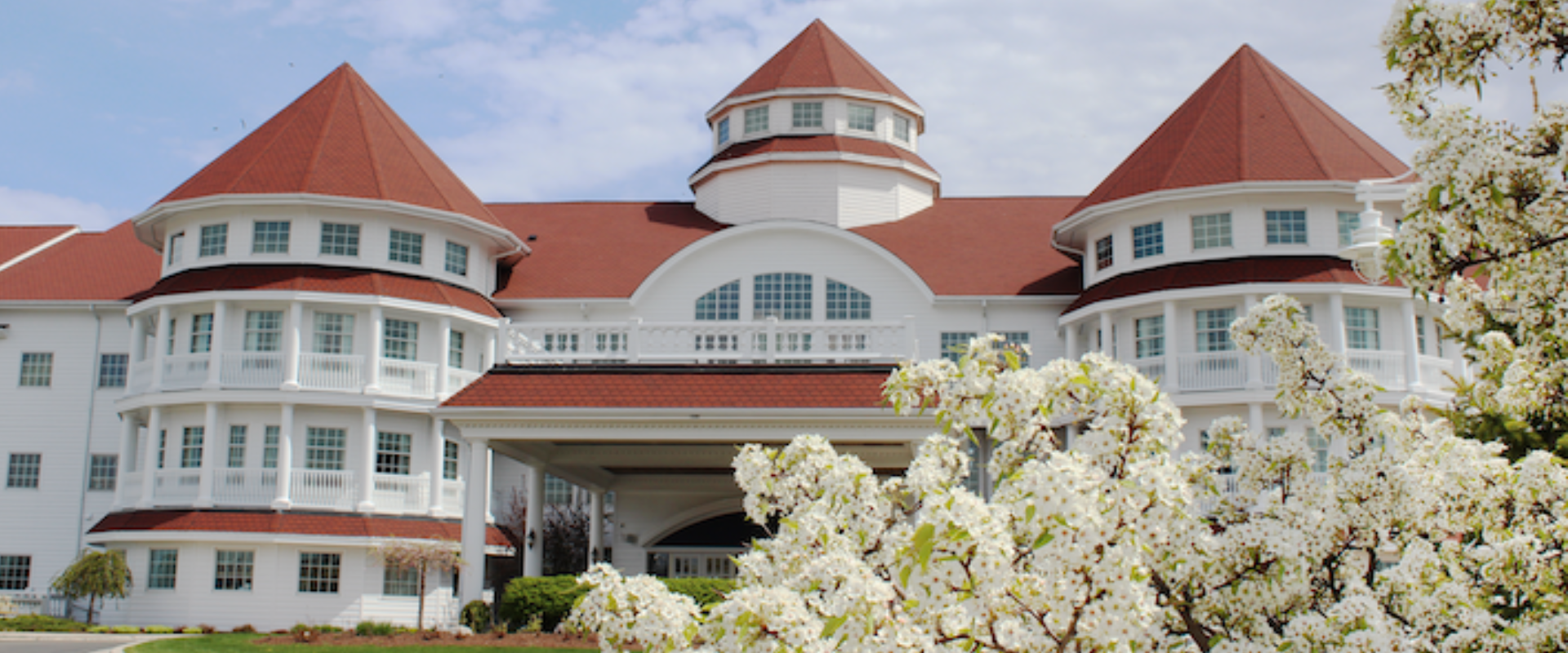 BLUE HARBOR RESORT SPRING WEBSITE HEADER