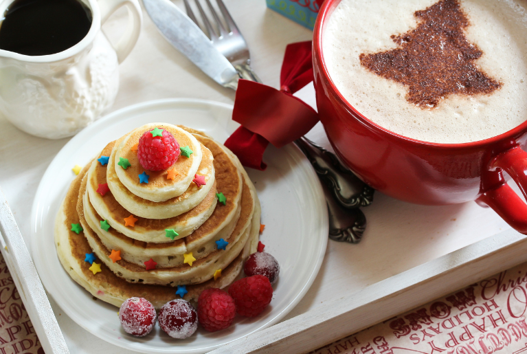BREAKFAST WIATH SANTA PACKAGE WEBSITE SPECIAL GRAPHIC