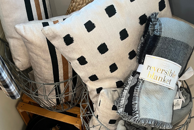 HOME GOODS DECOR AT THE BOUTIQUE v2
